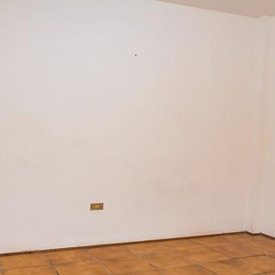 VENTA DE CASA EN LAS ACACIAS - URB. SANTA VICTORIA